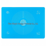 Silikoonist s&otilde;tkumismatt ja l&otilde;ikelaud taigna k&uuml;psetamiseks, toidukvaliteediga ja paks. 50-70 (380g)