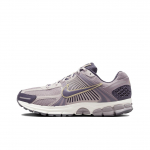 Nike Meeste Air Zoom Vomero 5 Platinum Violet Gold Unisex Tossud Lilla Tume-rosiin Hele-lilla-malm HQ3643-019 44