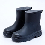 Naiste eemaldatavad talvised termilised sokid l&uuml;hikese s&auml;&auml;rega moekad vihmasaapad v&auml;ljas moekad peale libistatavad veekindlad universaalsed vihmasaapad 40-41 must