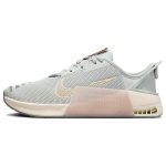 Nike Metcon 9 EasyOn Heleh&otilde;be Guava Ice Naiste tossud Hall Mica-Roheline Kahvatu-Kreemjas DZ2540-002 39
