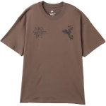 Nike AS U NSW T-s&auml;rk M90 OC WINGS VICT IRONSTONE Unisex HV0168-004 S pruun