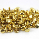 100 komplekti 6/8mm metallist topeltkorgiga needid, naastud, &uuml;mmargused kiirneetid nahast k&auml;sit&ouml;&ouml;kottide jaoks. 6 x 6mm kuld