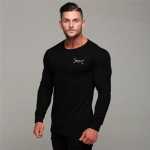 Muscleguysi uus noorte mood kevad- ja s&uuml;gisriided Meeste &uuml;mara kaelusega pikkade varrukatega T-s&auml;rk vabaaja kootud s&auml;rk M must