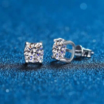 P&auml;ris moissanite teemantk&otilde;rvar&otilde;ngad D v&auml;rviga 0,5 kate 925 sterling h&otilde;bedast k&otilde;rvar&otilde;ngad peened ehted pulmakingitused naistele 0.5ct 5.0mm 1 Pair