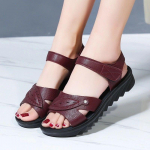 Uued naiste sandaalid lameda kontsaga pehme tallaga hingavad ja mugavad naiste libisemisvastased sandaalid 35 must