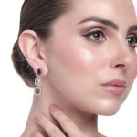 Estele elegantne ruudukujuline disain-ripatsk&otilde;rvar&otilde;ngas roosakulla kattega ja CZ-ga siniste kividega naistele