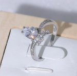 HotSelling Stiilne kuubikujuline tsirkoonist s&otilde;rmus l&auml;ikiv AAA Osalege bankettidel Aastap&auml;eva kingitused Kvaliteetsed Boutique Ehted Aksessuaarid 8 valge