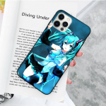 JW54 Hatsune Miku Vocaloid Must Pehme &Uuml;mbris iPhone 16 15 Plus 14 13 Pro 8 SE XR XS Max P30 Nova 5T Y5P Y6 Y7 Y8P Y9 Realme C30 C33 C31 VIVO Y36 V27 jaoks VIVO V29 tuhmkollane