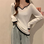 S&uuml;gis-talvine V-kaelusega Korea versioon Slim Fit pikkade varrukatega kootud kampsun lihtsa disainitunnetusega aluskihina ja kampsun sisemise kihina S