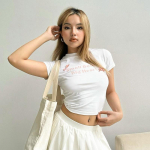 YYFS naistemood vabaaja suve kevadised l&uuml;hikeste varrukatega O-kaelusega pluusid ja s&auml;rgid S