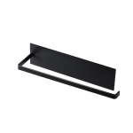 K&ouml;&ouml;k s&uuml;sinikterasest paberr&auml;tikuhoidja ilma perforeerimiskapita pabeririiul majapidamises kasutatava rullpaberi riidepuu plastikust paberist r&auml;tikuhoidik