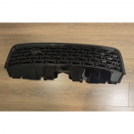 LR073217 Must k&auml;rgstruktuuriga esip&otilde;rkeraua keskmine iluv&otilde;re 2019. aasta Land Rover Discovery Sportile Land Rover Discovery Sport 2019
