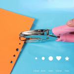 Lahtised paberid K&auml;sitsi augustusmasin Matal Round Hear Star Hole Puncher Paper Scrapbooking DIY augu mulgustamise perforeerimismasin 1.5mm