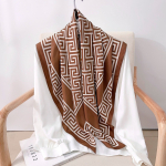 90CM Neli Aastaaega Ruudukujuline Suur Ruudukujuline Sall Luksuslik Dekoratiivne S&auml;rk Professionaalne Peapael Juuksepael P&auml;ikesekaitse Peapael 90*90cm