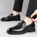 Meeste kleit Jalatsid vabaajamood Meeste meeste pidulikud tossud, mustad nahast jalatsid Sapato Social Masculino Itaalia kingad meeste jaoks 38 must