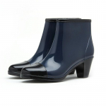 Naiste vihmasaapad Veekindlad PVC-plastikust kingad Mood K&otilde;rged kontsad Pahkluusaapad Keskmise kontsaga T&otilde;mblukuga Kummikud Libisemiskindlad Vade &Uuml;lekingad 37 sinine