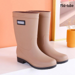 Naiste puuvillase voodriga veekindlad poolpikkusega kummikud - Libisemiskindlad, paksu tallaga kummist jalan&otilde;ud kevadiseks, s&uuml;giseseks ja talviseks kasutamiseks. 36