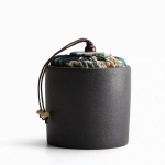 Jaapani stiilis keraamiline tee Caddy mini kaasaskantav reisikanister j&auml;mekeraamika s&auml;ilituspaak, suletud purgid, v&uuml;rtsipurk, toidukonteiner must