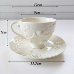 Keraamilised reljeefsed lilled Lainelise servaga lilleline pihvplaat lauan&otilde;ud salati magustoiduroog kohvitass B