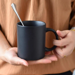 Nordic Home Classic Must Matte Keraamiline Mark Cup Suure mahutavusega veetassi komplekt J&auml;&auml;kohvitass One size