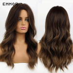 Pikad hele jahedad pruunid esilet&otilde;stetud tumeblondid lainelised s&uuml;nteetilised juuksed Parukad k&otilde;rge temperatuuriga kihilised Cosplay Ombre parukas naistele