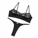 Seksikas naiste aluspesu pitsv&otilde;rgust ripsmed pitsripatsiga seljata &uuml;likond M must