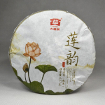 Menghai Dayi Pu'er tee 2016 Lianyun TAETEA Puerh Puer keedetud tee 357g K&uuml;ps