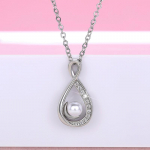 BELLA BOX Euroopa ja Ameerika &Uuml;hendriigid &Otilde;rn tuul P&auml;ikese Kuu t&auml;hed, mida saadavad ripatsi imitatsiooniga p&auml;rlit&uuml;druku kaelakee t&uuml;druk Necklace+Pendant h&otilde;be