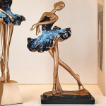 Baleriinit&uuml;druku kujuke balletitantsija kuju kirjutuslaud Kingitus kunst k&auml;sit&ouml;&ouml; vaigust skulptuur Style A