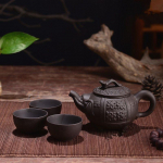 150ml Yixingi teekann lillast savist Kung Fu teekomplekt K&auml;sit&ouml;&ouml; draakoni, elevandi, orava teekann koos 3 tk tassikomplektiga 50% allahindlus