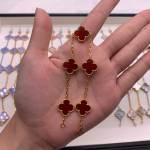 Boutique Neljak&auml;pa Ristikheina Viie &Otilde;iega K&auml;ev&otilde;ru 18K Kerge Luksus Ins Disain Mood Peen Mitmek&uuml;lgne Meeste ja Naiste Mudelid K&auml;ev&otilde;ru Boutique Bracelet