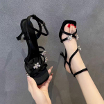 Ruudukujuline varvas Temperamentne Mitmek&uuml;lgne Ristrihm &Uuml;ks rihm Lilleke Rhinestone Stiletto Sandaalid Suvi Uus K&otilde;rged kontsad Naistele 34 must