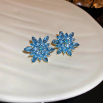 Liialdatud luksuslik kristallist lilledega k&otilde;rvar&otilde;ngad naiste temperament Elegantne moedisain pulmapeo ehted s&otilde;brap&auml;eva kingitused