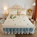 Kvaliteetne 100% puuvillane tepitud voodi seelik King Queen-size armas lilledega tr&uuml;kitud romantiline pitsvoodikate ilma padjap&uuml;&uuml;rita Only 2pcs Pillowcase