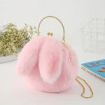 Plush Crossbody kott K&auml;eshoitav printsessikoti imitatsioon karusnahast kott Naiste ketikott Sada armsate j&auml;nesek&otilde;rvadega pakett heleroosa v&auml;rv