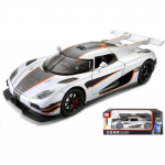 1/24 Scale Koenigsegg ONE Diecast automudeli m&auml;nguasi avatavate uste, heli- ja valgusfunktsioonidega poistele, lastele ja t&auml;iskasvanutele (Koenigsegg valge) 1/24-Size:21*9.5*5.5cm h&otilde;be