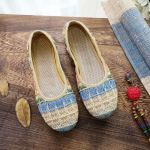 Naiste vanad Pekingi riidest kingad Ema kingad T&ouml;&ouml;tavad Pehme p&otilde;hjaga libisemisvastased lamedad kingad Keskealised suve ja s&uuml;gise tikandiga kingad 35 roosa