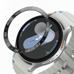 Samsung Galaxy Watch 7 44 mm esipaneeli r&otilde;ngaga metallist kaitse&uuml;mbrise kate Galaxy Watch 7 44 mm kaitsekesta tarvikutele A must