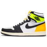 Jordan 1 Retro High Valge Must Volt &Uuml;likooli Kuldne 555088-118 36.5