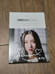 LOONA Rusemble Plateau Sign Album