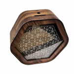 Puidust hoiup&otilde;rsas kuusnurkse rahahoiukastiga s&auml;&auml;stueesm&auml;rkide ja digitaalse kaaluga lastele t&auml;iskasvanutele