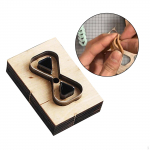 Stantsimisnahk puidust l&otilde;ikeriistade jaoks. See on vastupidav ja korduvkasutatav Small