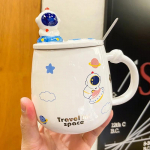 Uus armas multikas Astronaut Planet Kruus kaanega Originaalsed kruusid Kohvitassid Tass kohvi Kaunid Teekruusid Joogin&otilde;ud &Otilde;lu Naljakas 400ml