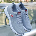 2014 Uued Meeste Vabaaja Jalan&otilde;ud Meeste Spordi-Jooksujalatsid Must Hall Treeningjalatsid Suurus 39-44 Meeste Tossud Kerged Jooksujalatsid 39