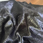 1/3 jardi Pulbriline litritega kangas Ebakorrap&auml;rane reljeefne plisseeritud tekstuur Satiinmaterjal S&auml;rkkleit &Otilde;htukleit Moekangas 1Yard