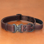 Pehmest ehtsast nahast koera kaelarihm Ehtsast nahast vastupidavad kaelarihmad turvalise pandlaga k&auml;epidemega keskmise suurusega koertele saksa lambakoerale M pruun