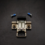 Tera Hinge & Latch Assembly Prewave Asendus Andis Excel 2-kiiruselisele Eemaldatava Tera Pardlile 22315 Mudel BGC black