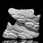 Meeste Kingad Tossud meeste vabaaja Meeste kingad tennised Luksuslikud kingad Treener Race Hingavad jalan&otilde;ud mood jooksujalatsid naistele 44