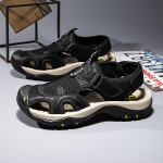 Suvised meeste sandaalid Ehtsad meeste sussid Gladiaatorid Meeste rannasandaalid Pehmed mugavad V&auml;litingimustes kahlamisjalatsid 38-48 38 must