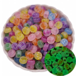 Helendavad t&auml;ht-t&auml;ht s&uuml;damehelmed, t&auml;hestik, akr&uuml;&uuml;l, vahedega helmed ehete valmistamiseks DIY v&otilde;lusid k&auml;ev&otilde;ru kaelakee 50Pcs Letter mitmev&auml;rviline